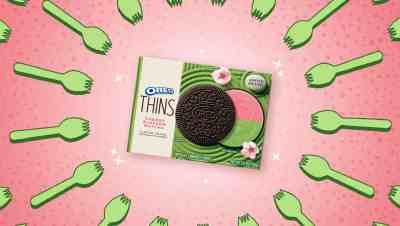 cherry blossom matcha oreo thins