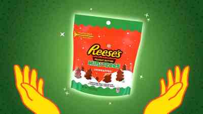 reese's mini christmas trees