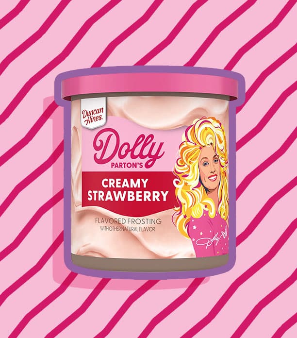 Dolly Parton’s Creamy Strawberry Frosting