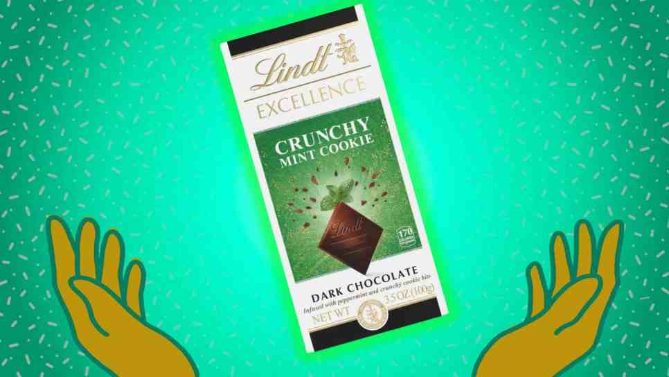 new lindt chocolate bar: crunchy mint cookie dark chocolate